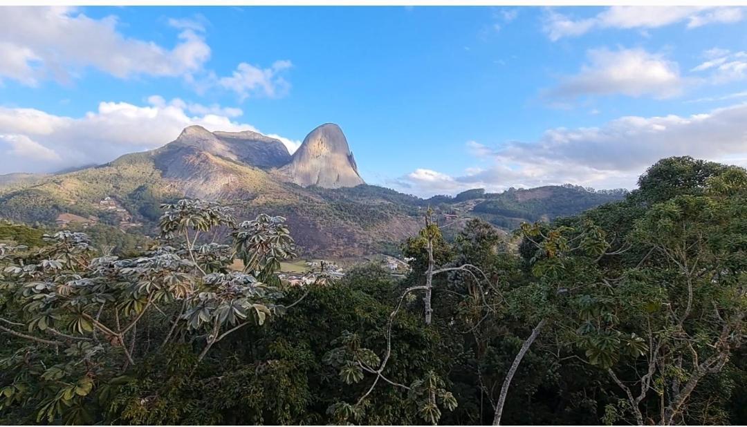 Vista Para Pedra Azul E Tv De 85" Екстер'єр фото